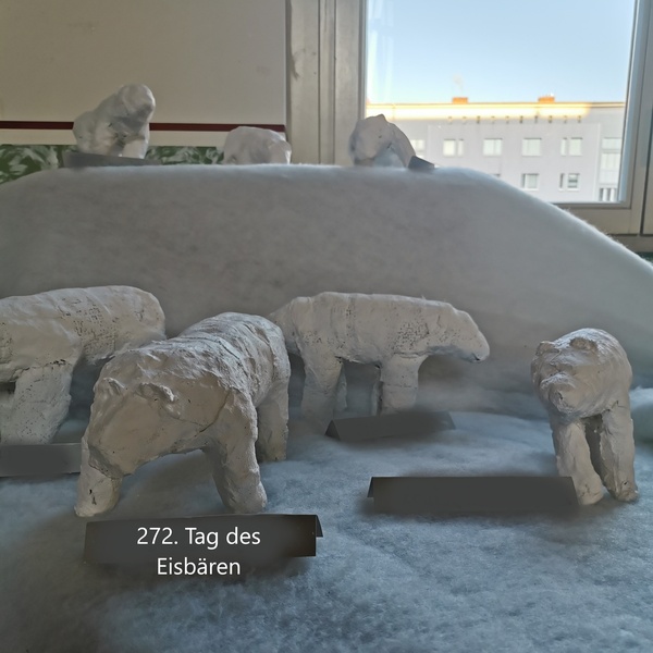 272. Tag des Eisbären